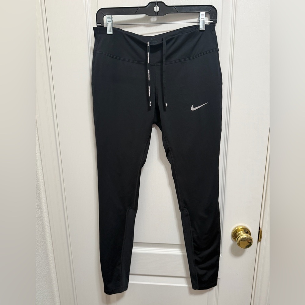 Nike Black Athletic Leggings with Subtle Logo